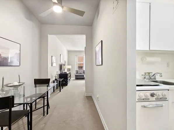 530 East 84th Street 5C image 2 of 6
