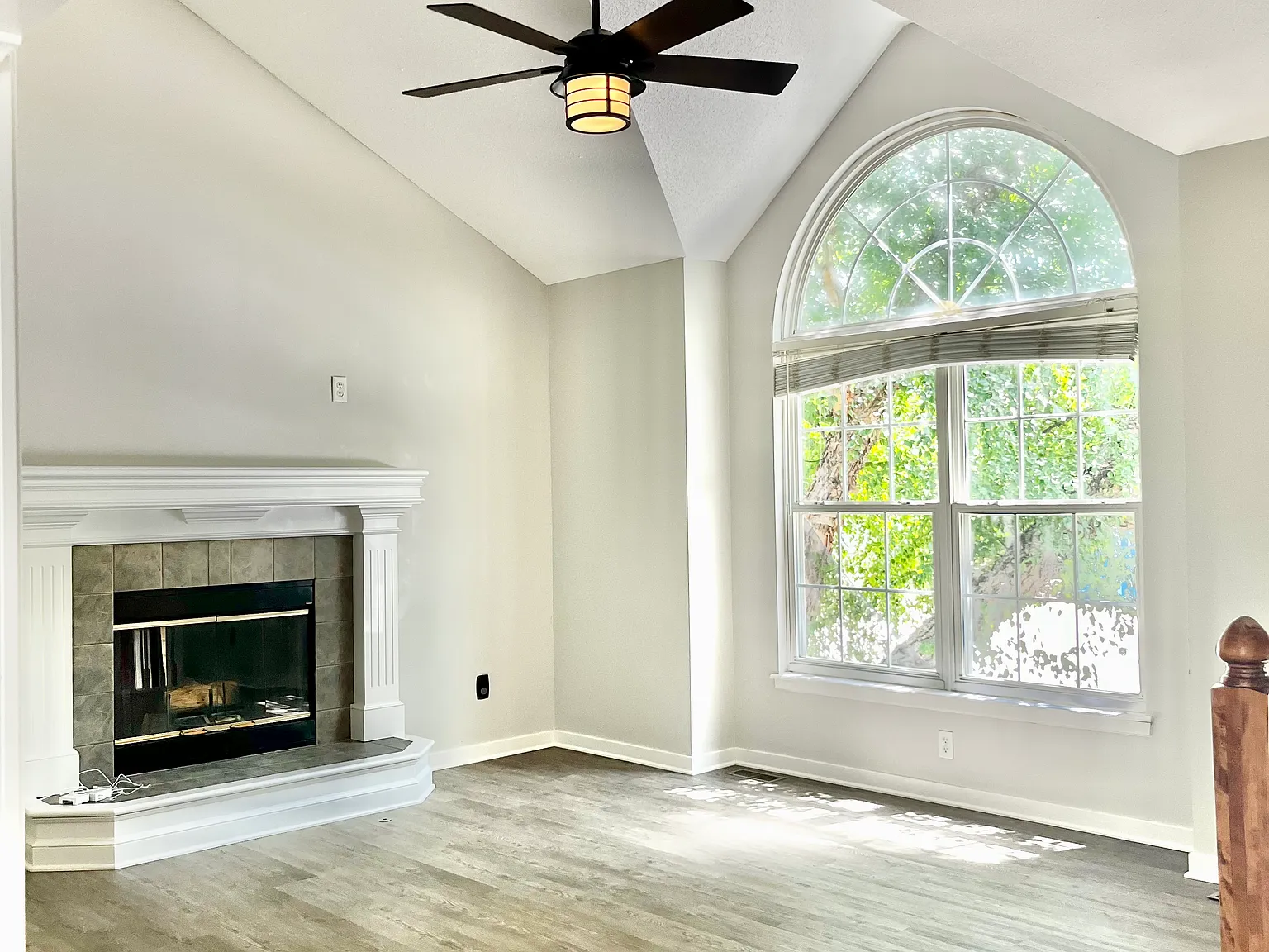 3 bed, 2.5 bath, 1650 sqft, $2,250 — Photo 2