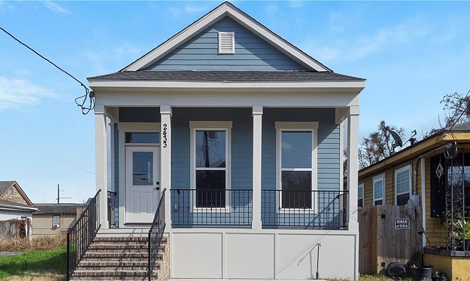 1st image of 2433 Pauger St