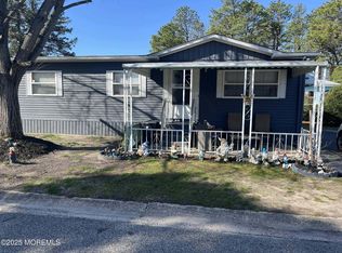 11 Pigeon Ct, Manchester Township, NJ 08759