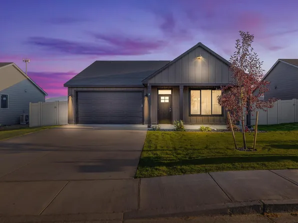 1415 Jenna Ave, Benton City, WA 99320