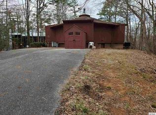 1108 Crites Ct, Gatlinburg, TN 37738