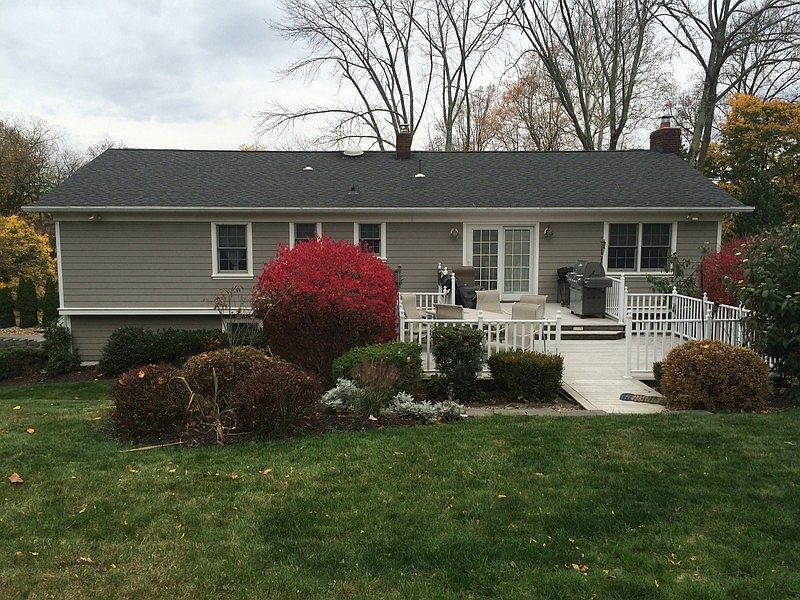 2nd image of 10 Cypress Ave