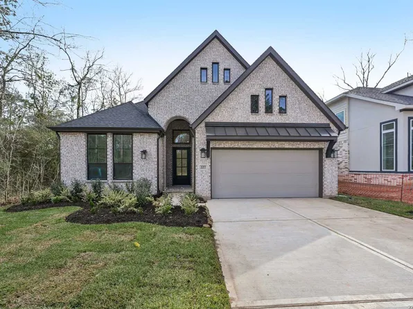 292 Mountain Oak, Castroville, TX 78009