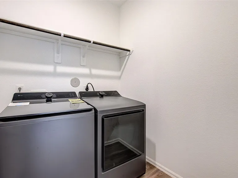 2554 Olivine Stone Dr — Photo 11