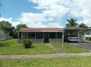 4616 NW 39th St, Lauderdale Lakes, FL 33319