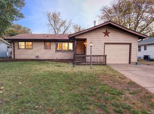 2042 Marc St, Salina, KS 67401