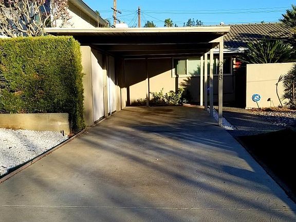 5th image of 248 Grace Dr