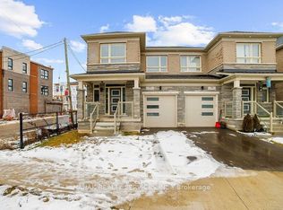 77 Great Falls Blvd, Hamilton, ON L8B1Y5