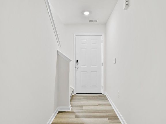 4th image of 410 Silicon Dr