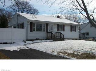 62 Cynthia Dr, West Haven, CT 06516