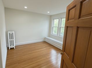 3226 Maple Ave #2F, Berwyn, IL 60402