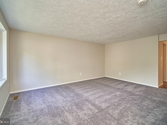 4th image of 317 Gundry Dr