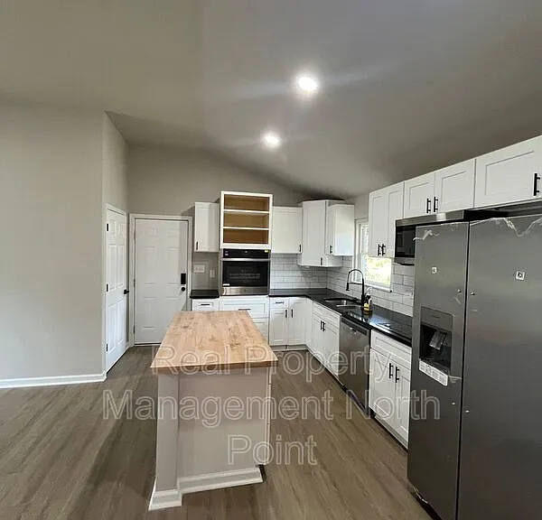 2425 Omaha Rd SW — Photo 10