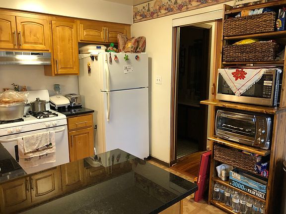 5th image of 4501 Sunnyside Ave APT 3S