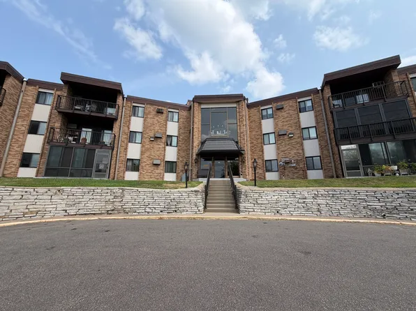 2690 Oxford St N APT 248, Roseville, MN 55113