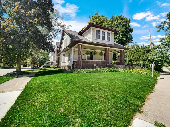 1524 Monroe St, La Porte, IN 46350