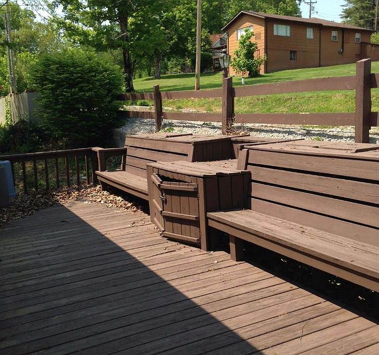 Front deck