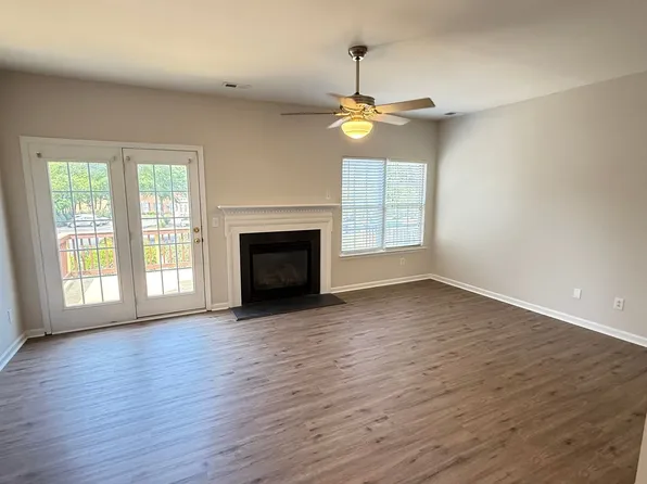 9123 Washam Potts Rd, Cornelius, NC 28031
