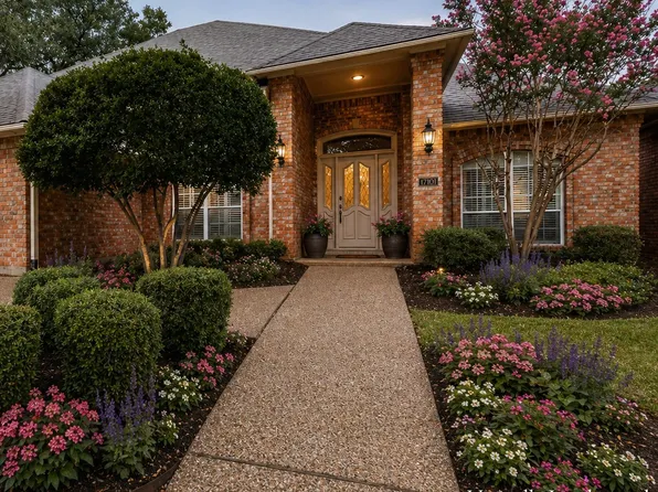 17101 Vista Tree Cir, Dallas, TX 75248