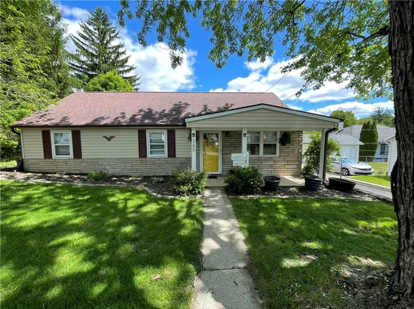 360 Ridge St, Piqua, OH 45356