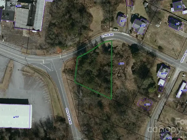 970 C Ave SE, Hickory, NC 28602