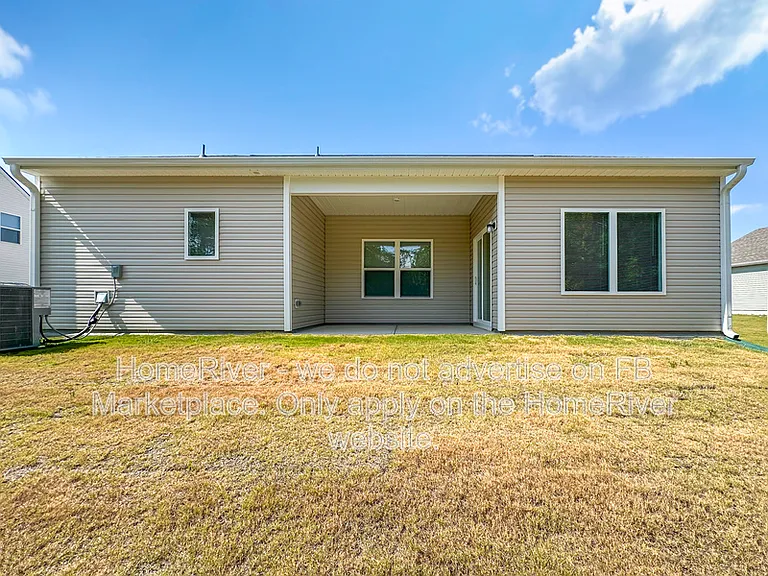 389 Chedworth Dr — Photo 17