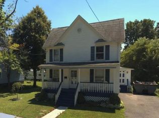 115 Chestnut St, Newark, NY 14513