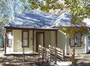 915 NE Madison St, Topeka, KS 66608