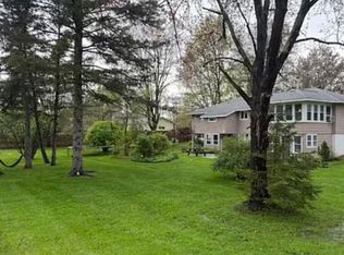 6076 Smith Rd, North Syracuse, NY 13212