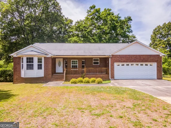 12 Whispering Pines Rd NE, Rome, GA 30161