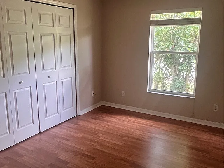 4618 SW 7th Pl — Photo 9