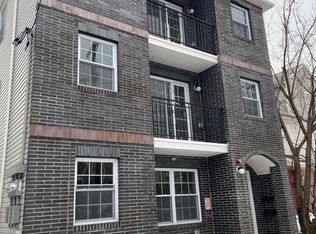 338 Irvine Turner Blvd #1, Newark, NJ 07108