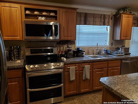 5th image of 212 Country View Ln