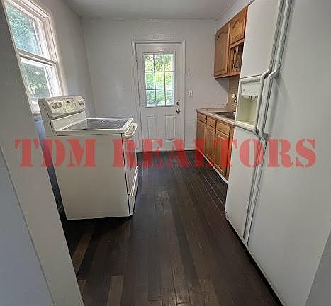 3rd image of 4129 Neebish St