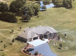 7941 N Kylewood Dr, Stillman Valley, IL 61084