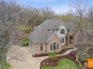5647 Cobblestone Ln, Waunakee, WI 53597