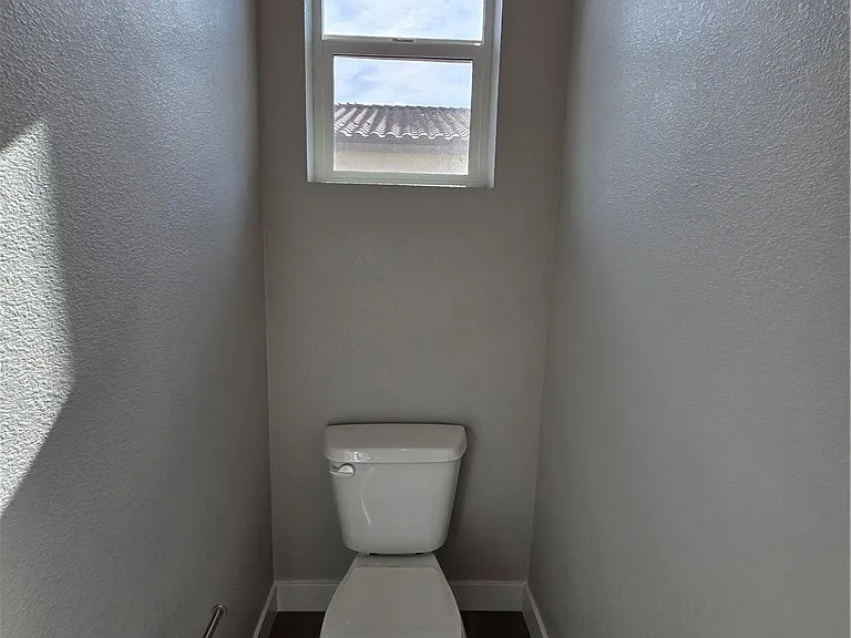 852 Weston Ridge St — Photo 17