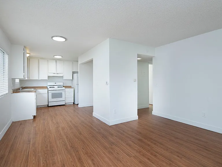3 bed 2 bath in the heart of San Diego — Photo 16
