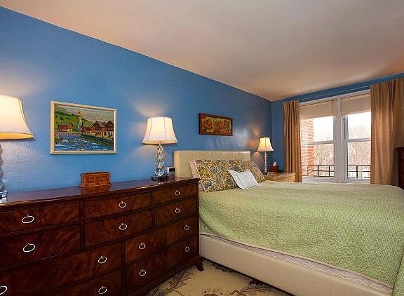 3rd image of 42-30 Douglaston Pkwy APT 7D