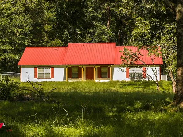 9823 Esthlyn St, Keithville, LA 71047