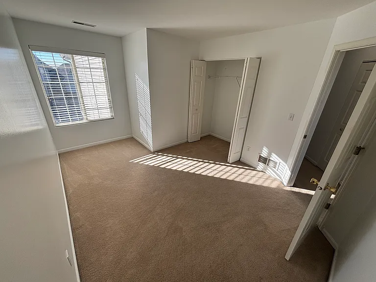 4445 Kellee Ln #4445 — Photo 8