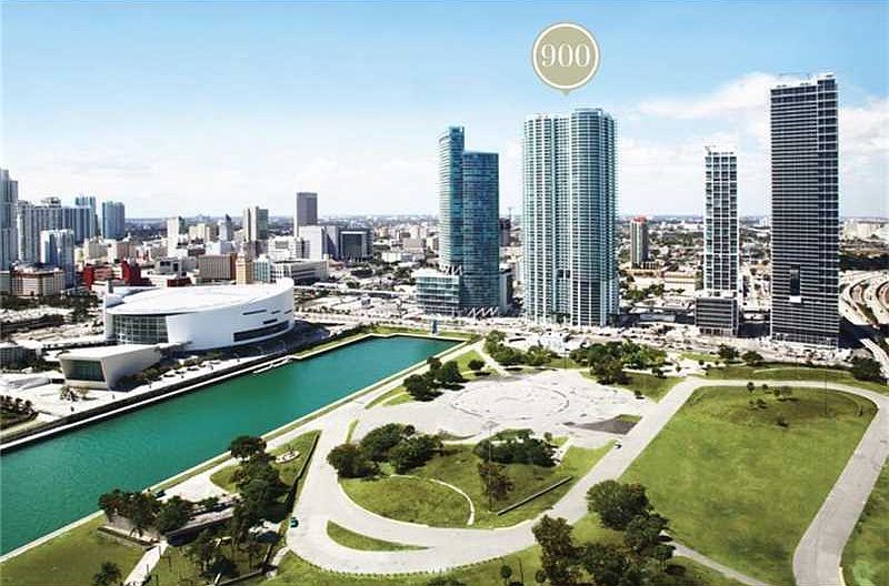 1st image of 900 Biscayne Blvd APT 4404