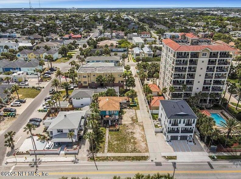 1st image of 520 1ST Street S