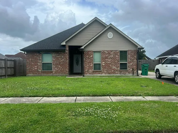 70 Derek Ln, La Place, LA 70068
