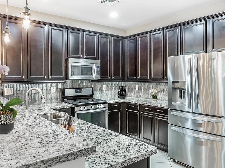 10246 E Sable Ave — Photo 8