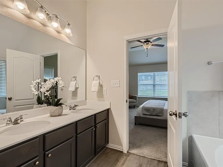5867 San Savino Dr — Photo 17