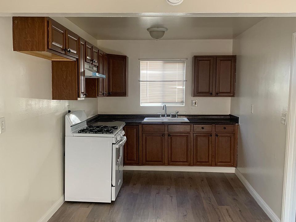 2nd image of 1241 S Greenwood Ave #3