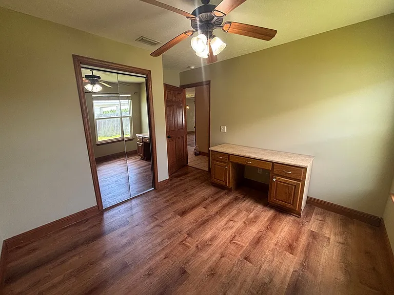 4701 Deerfield Dr — Photo 12