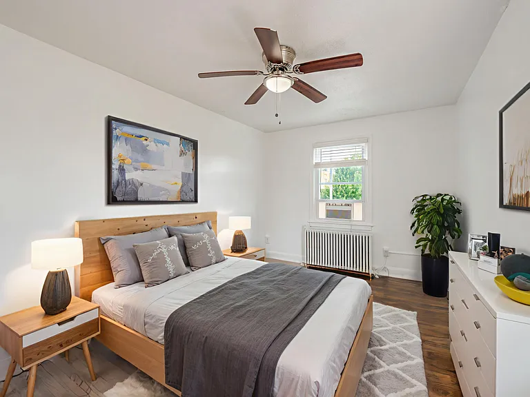 2425 E St NE #3 — Photo 8